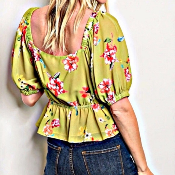 😎Esso by Love & Love Floral Blouse top - Picture 2 of 2